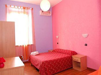 Friendship Place Gasthof 2*